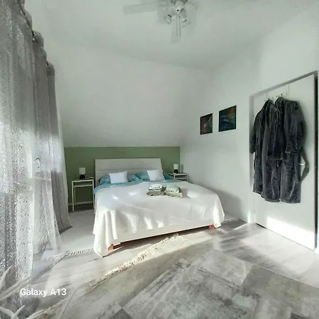 Yellow 1 By Interhome *