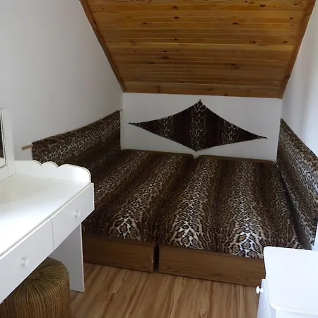 Yellow 1 By Interhome *