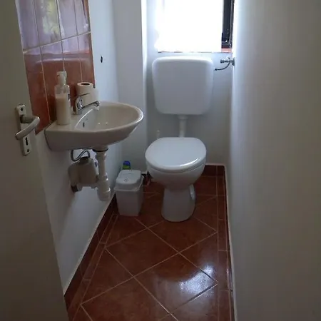 Holiday home Yellow 1 By Interhome Balatonmariafurdo