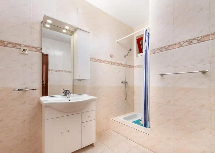 Yellow 1 By Interhome Vakantiehuis