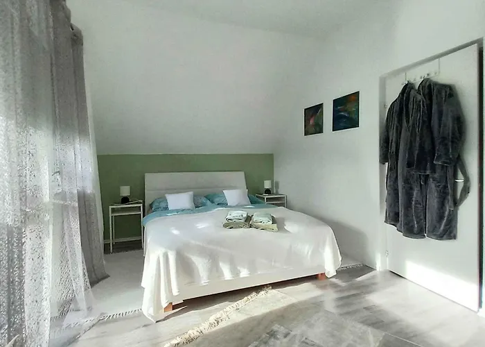 Yellow 1 By Interhome *